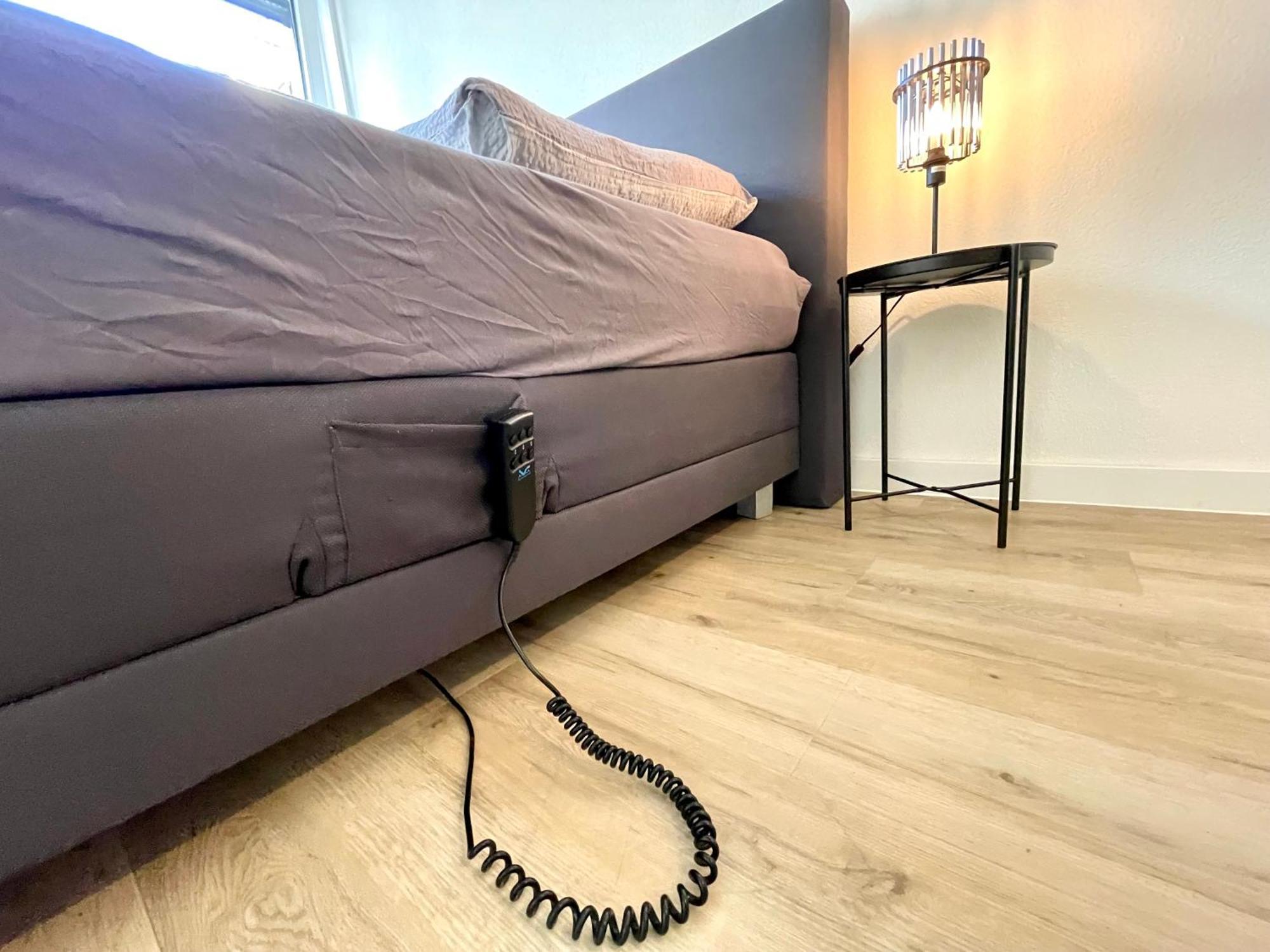 Neu Schwarzwald Zimmer Am Schloessle Goldstadt Pforzheim Exterior foto