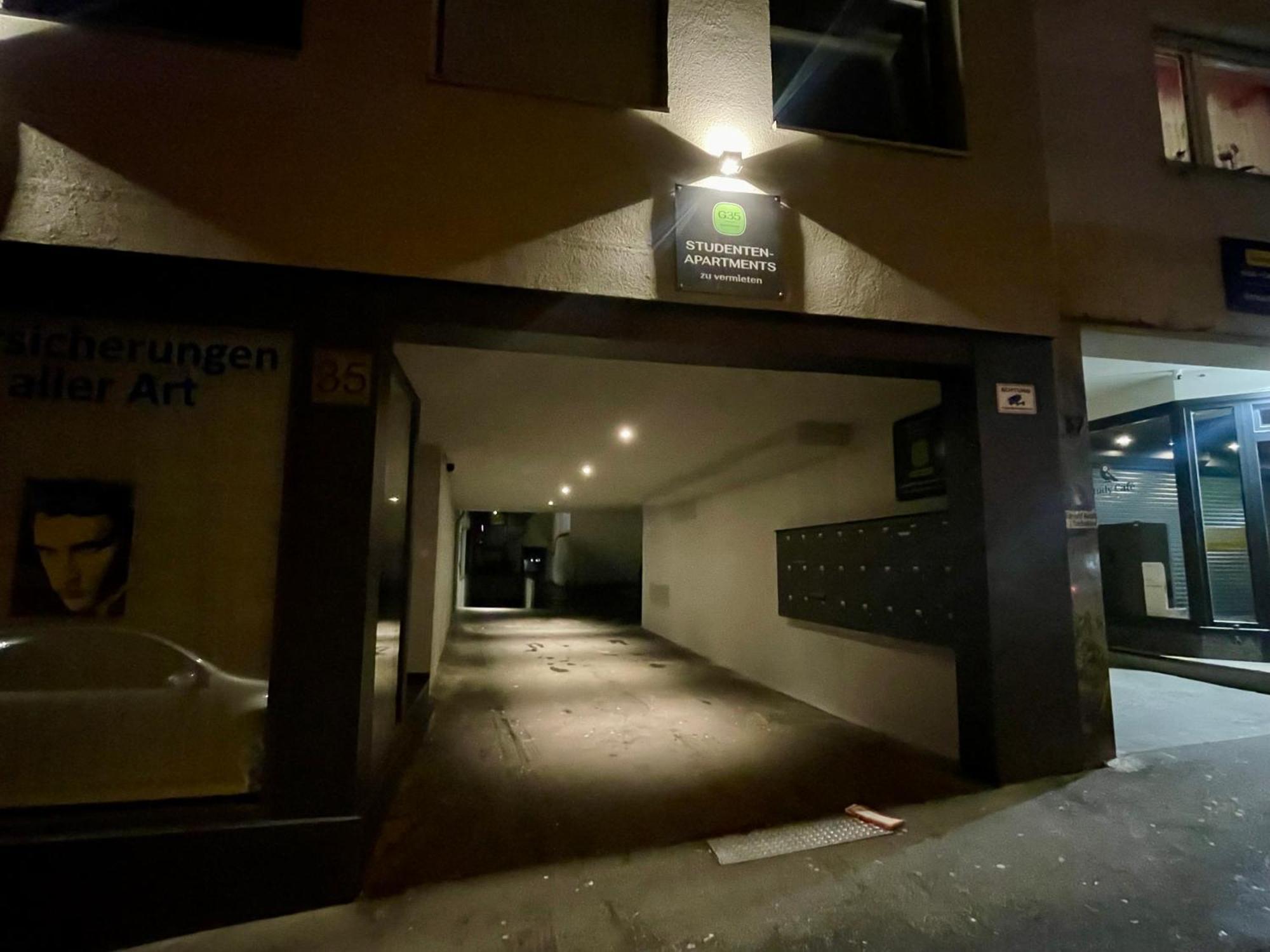 Neu Schwarzwald Zimmer Am Schloessle Goldstadt Pforzheim Exterior foto