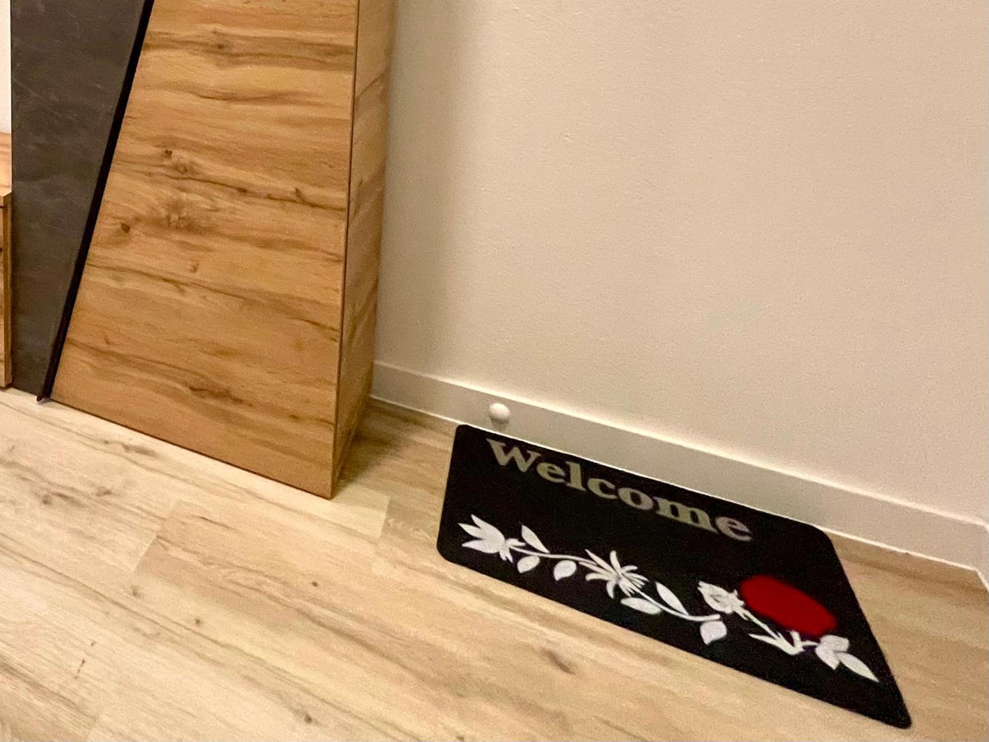 Neu Schwarzwald Zimmer Am Schloessle Goldstadt Pforzheim Exterior foto